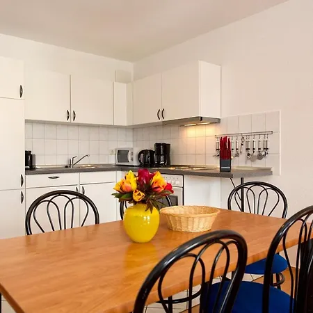 Apartment Haus Strandeck 9 *