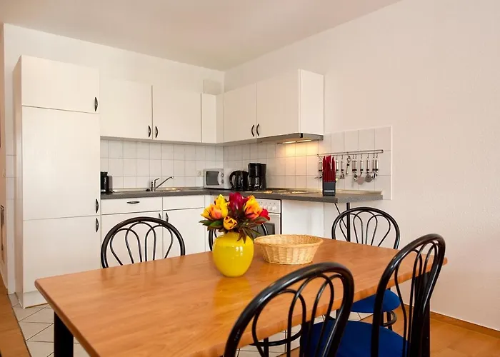 Apartment Haus Strandeck 9 *